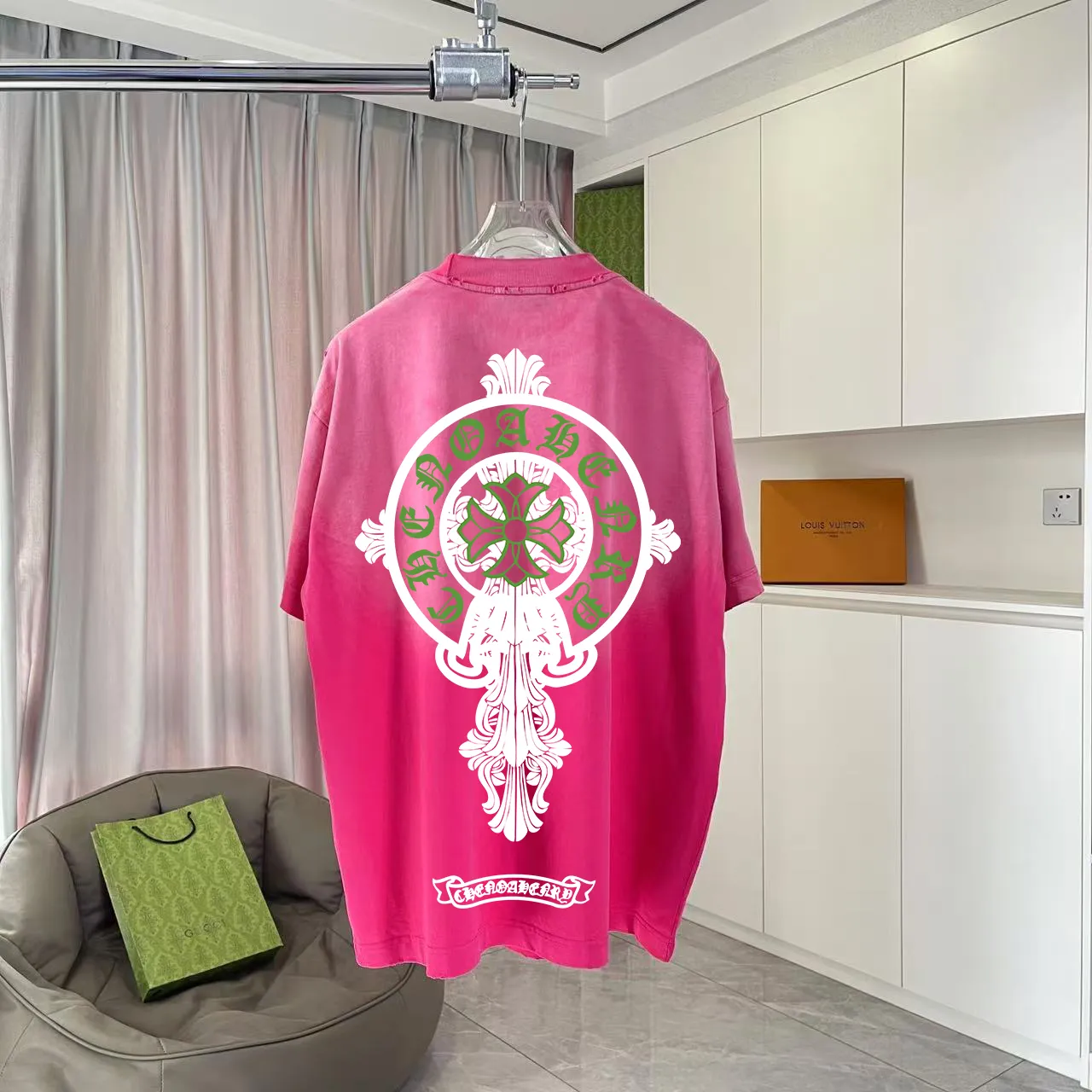 🅿️190 ch Crow* 2025 summer new style, washed, faded, worn, Sanskrit cross print, short-sleeved T-shirt, customized fabric 320g, same style for men and women, size: S M L XL XXL five sizes, color: black, gray, gradient black, gradient red